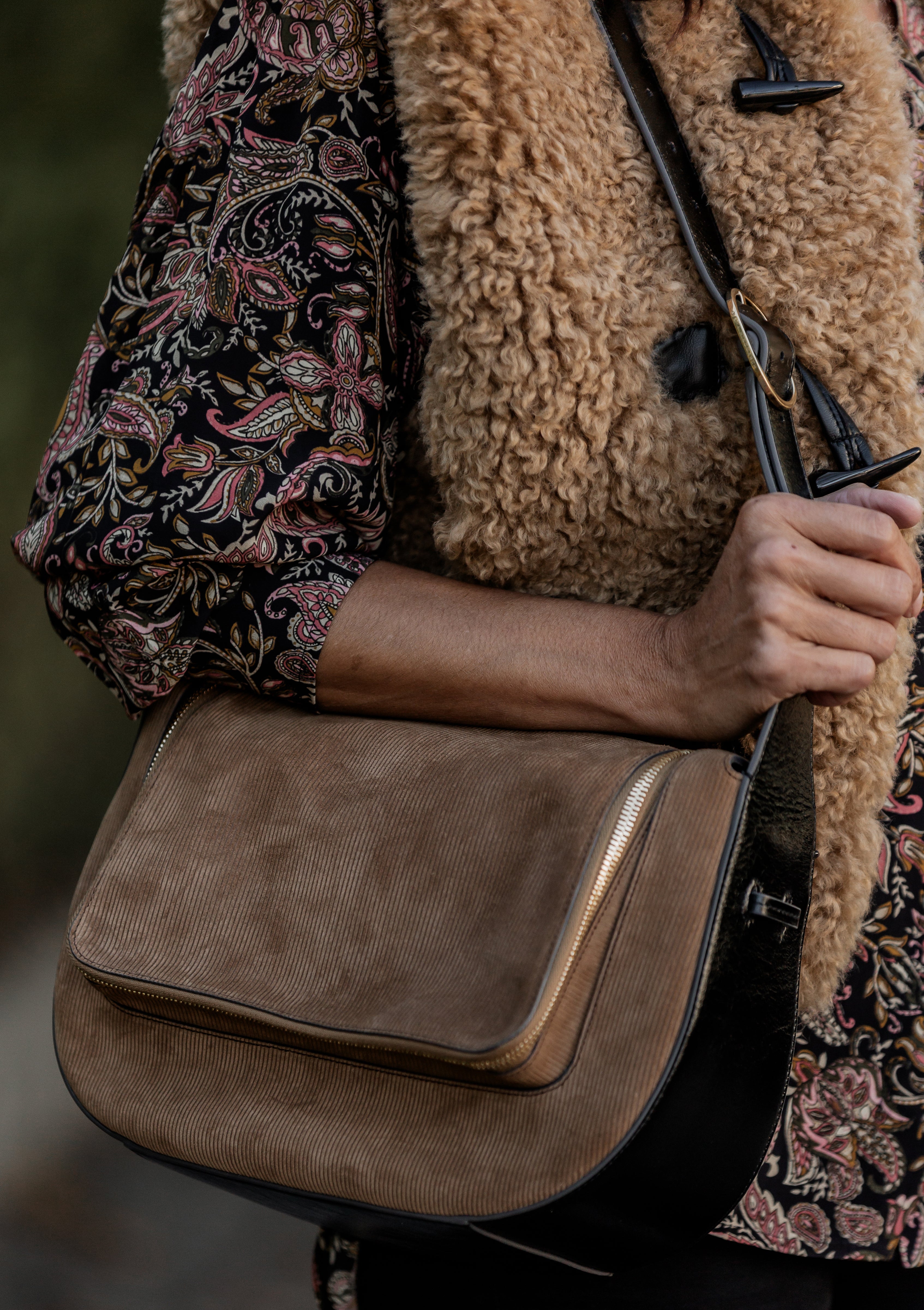 Vere Shoulder Bag | Sepia Corduroy Suede