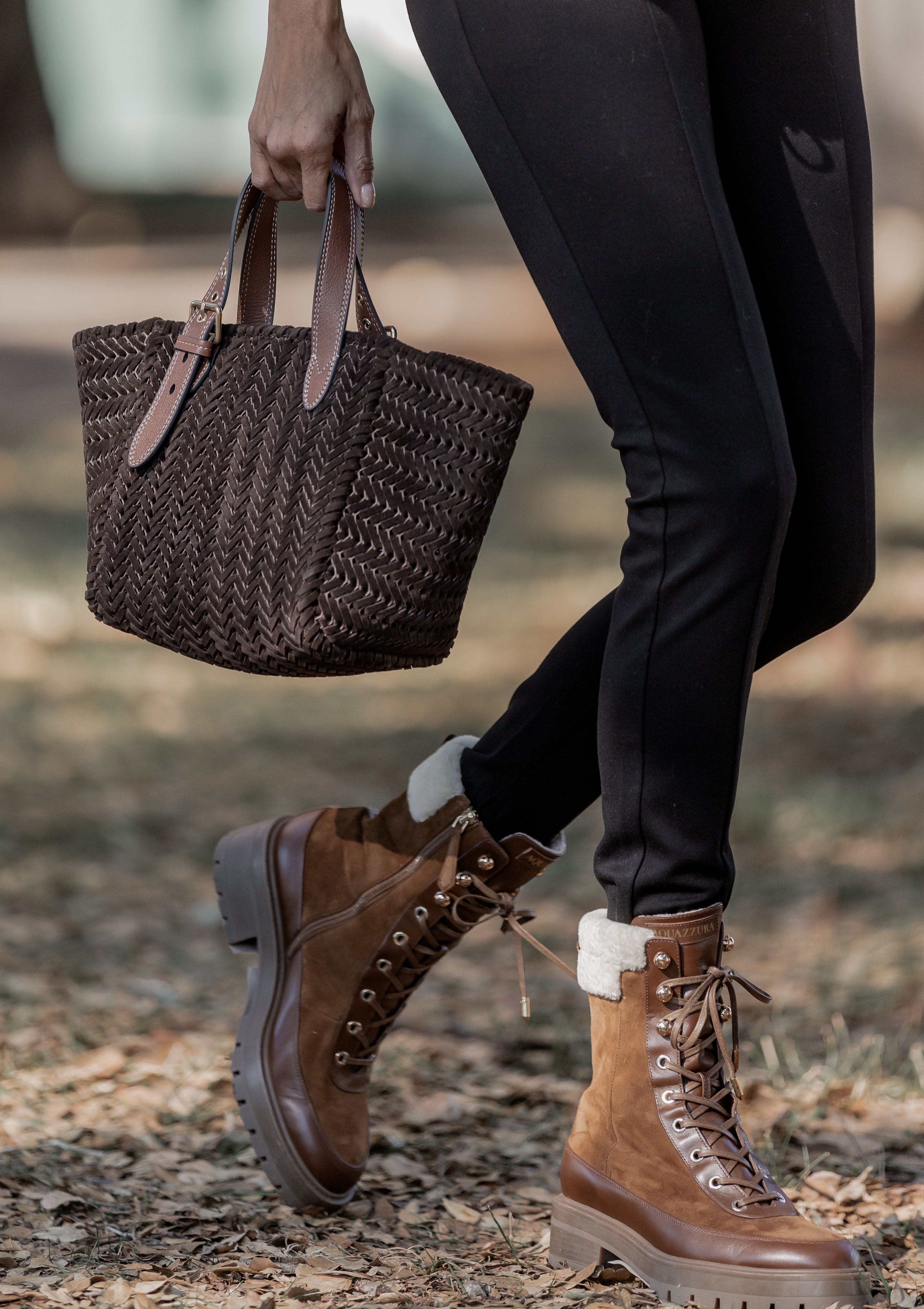 Neeson Small Square Tote | Truffle