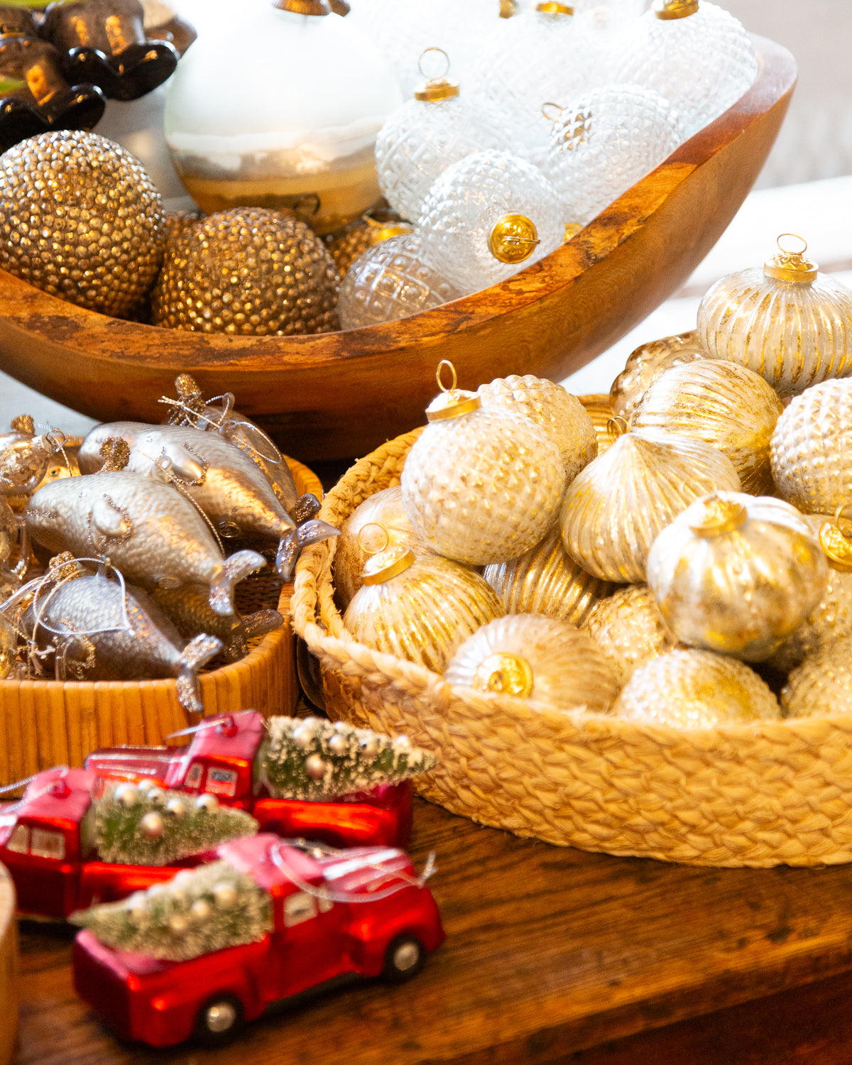 Clear Glass Globe Ornament | Pinecone