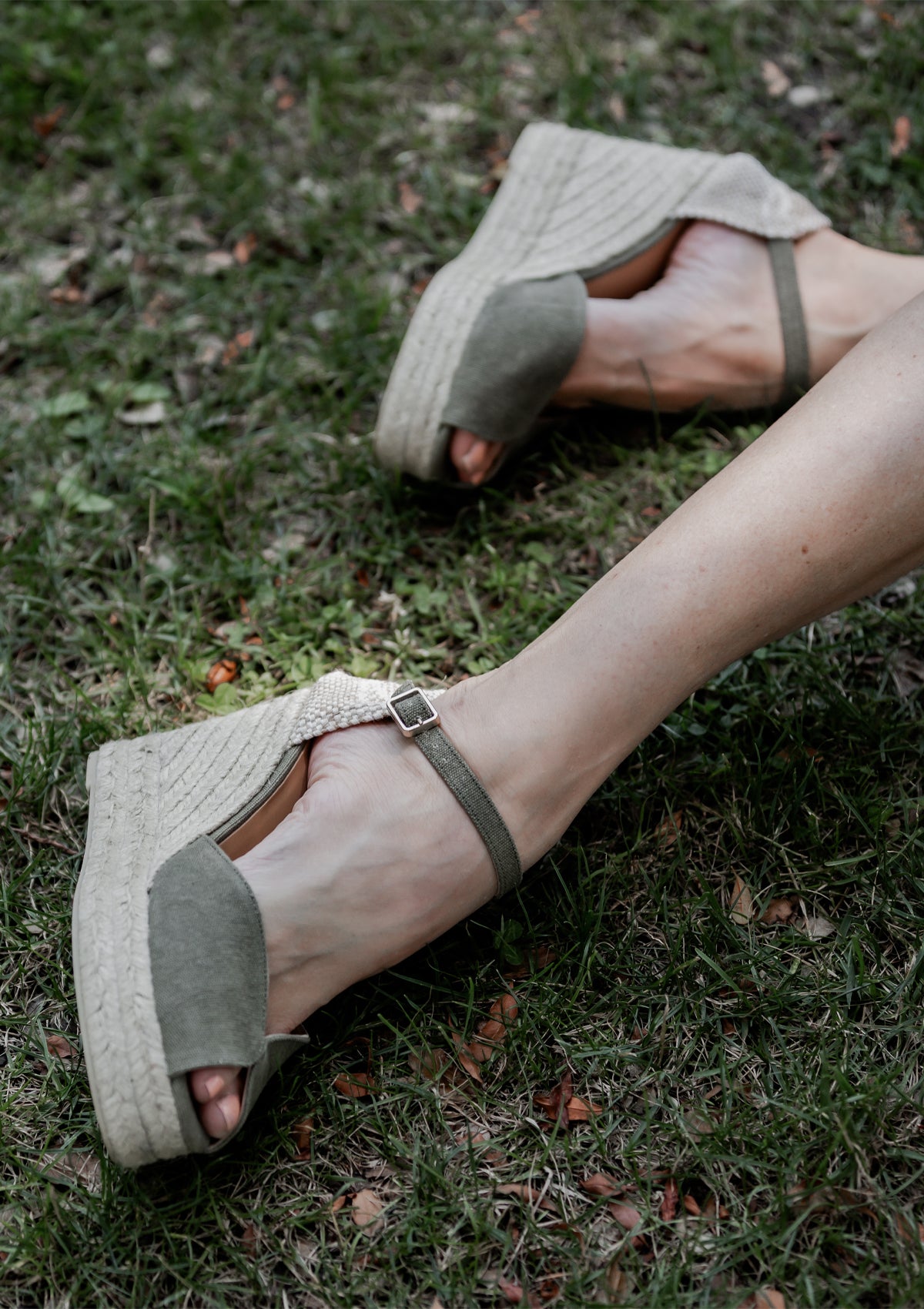 Bianca Canvas Wedge 4" | Olive