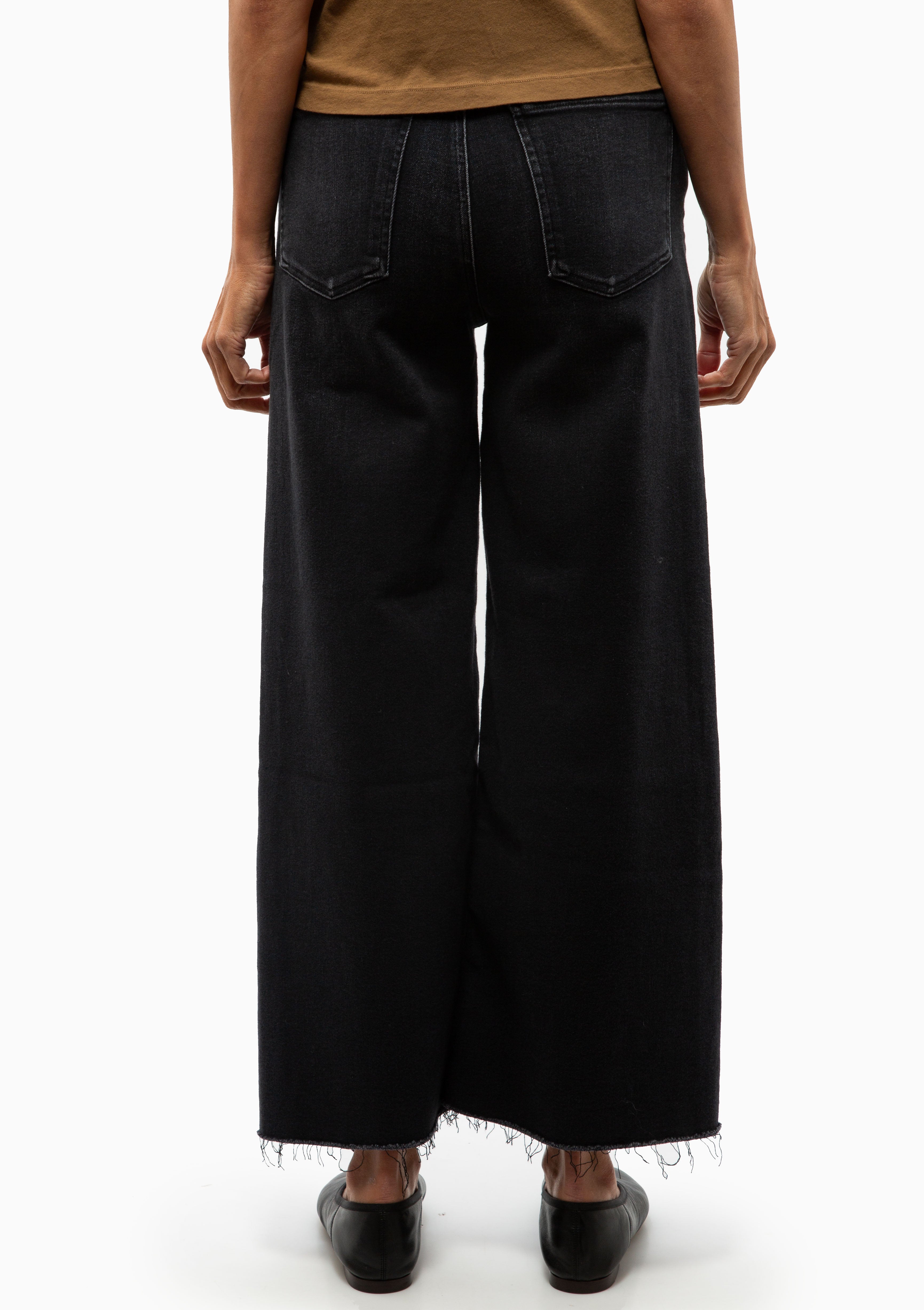 Lyra Wide Leg Crop | Medallion