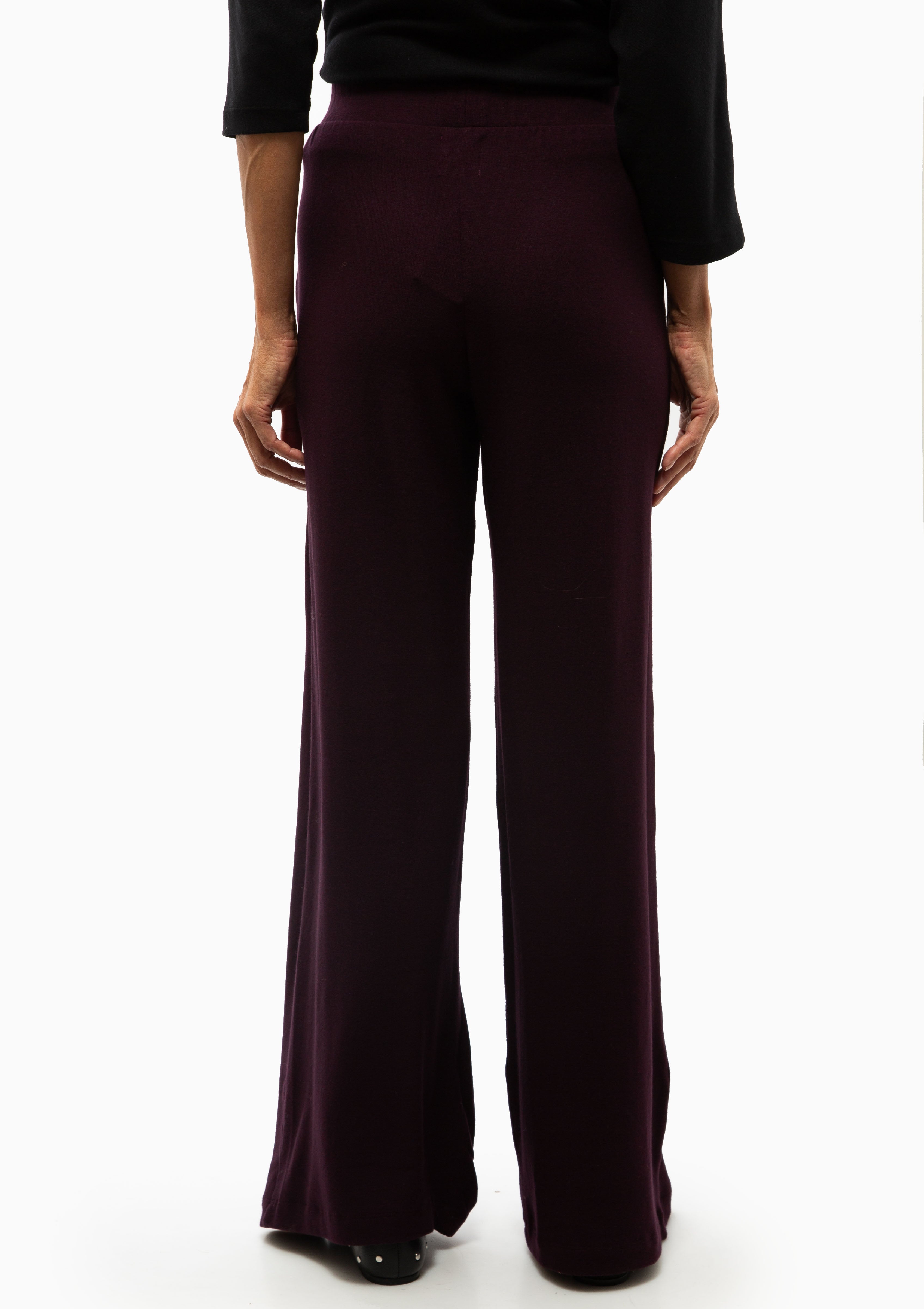 Lauren Pleated Pocket Pant | Dark Berry