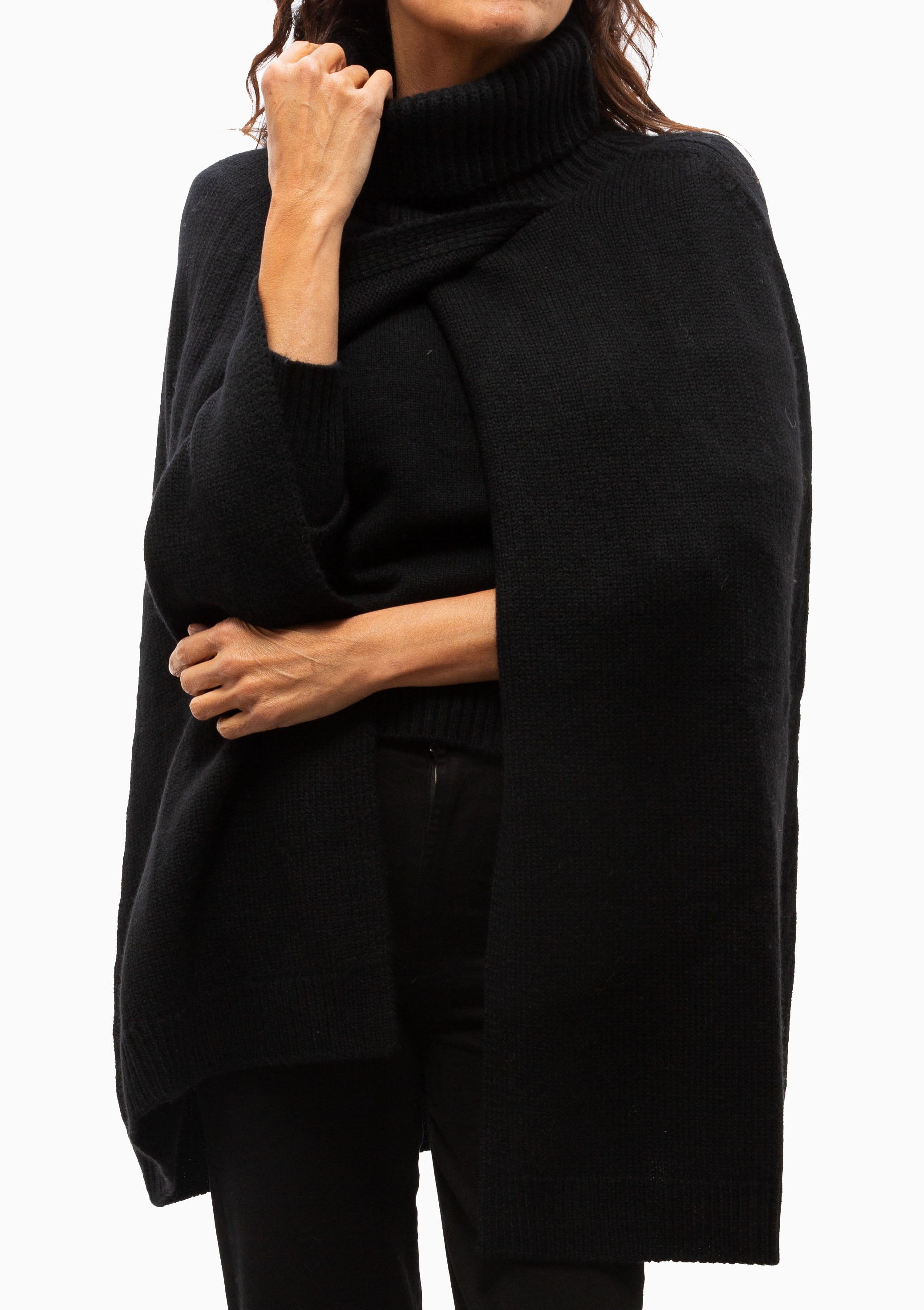 Annie Poncho | Black