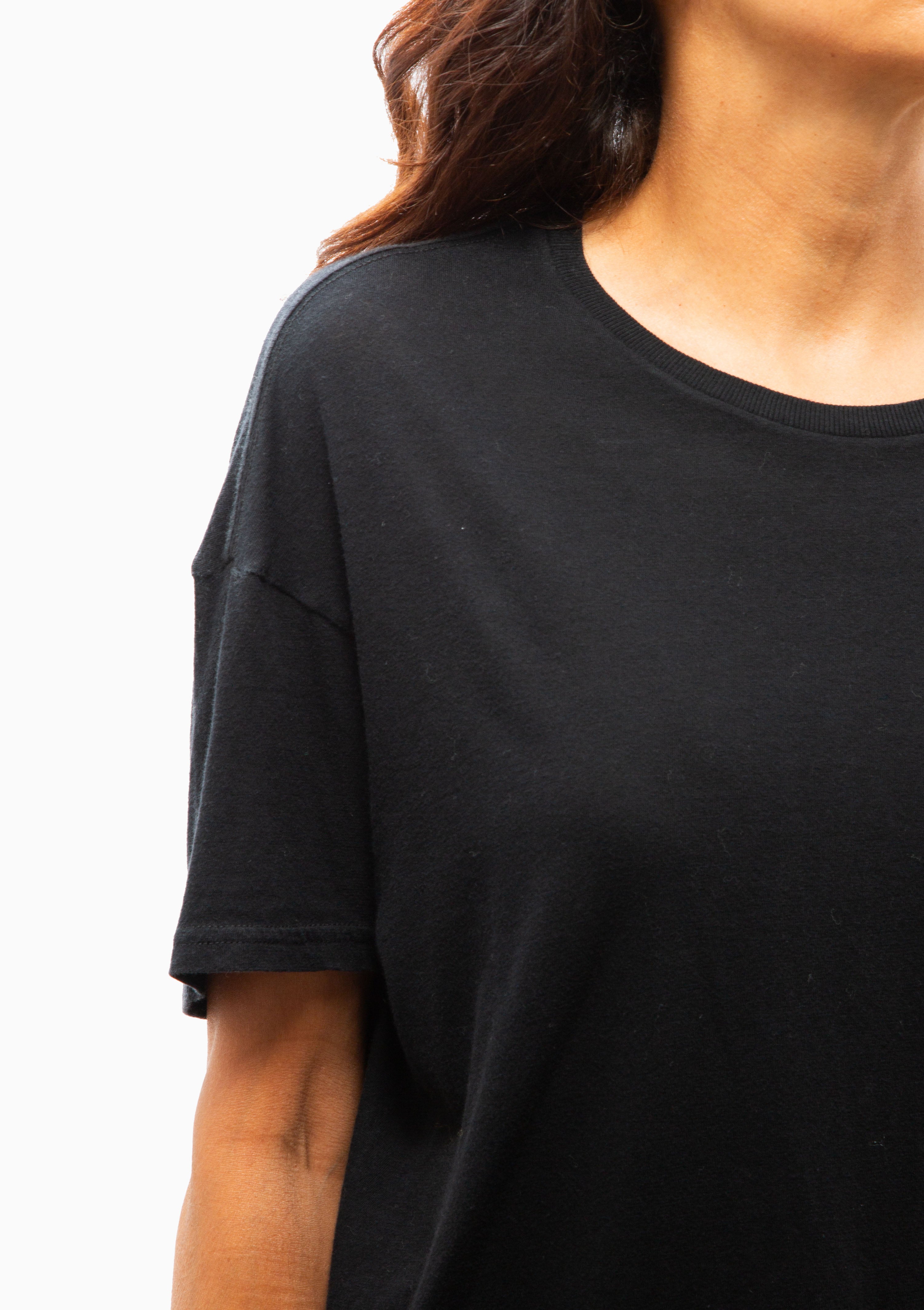 Boxy Seamless Tee | Cashmere Black