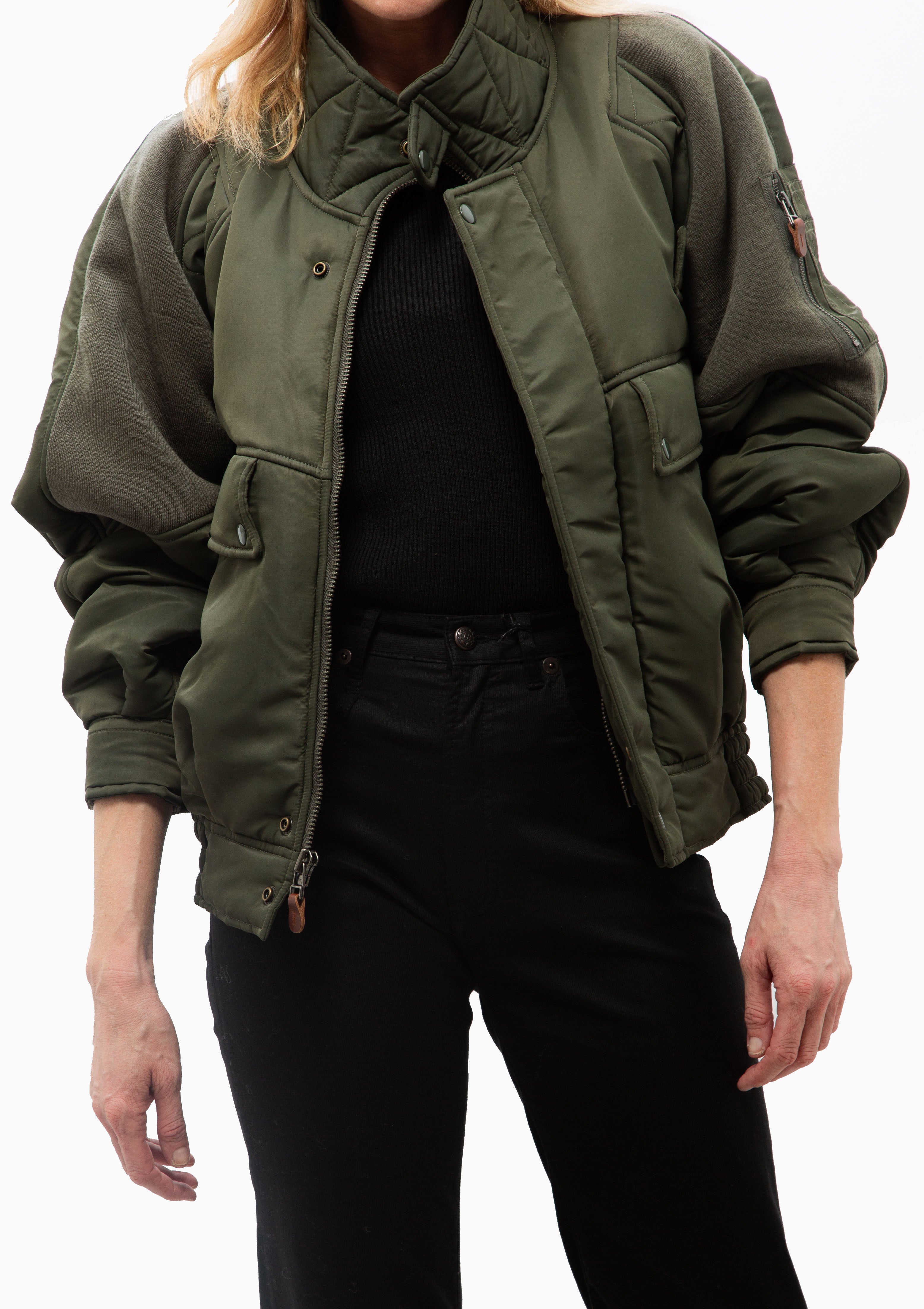 Ribbed Flight Bomber | Olive