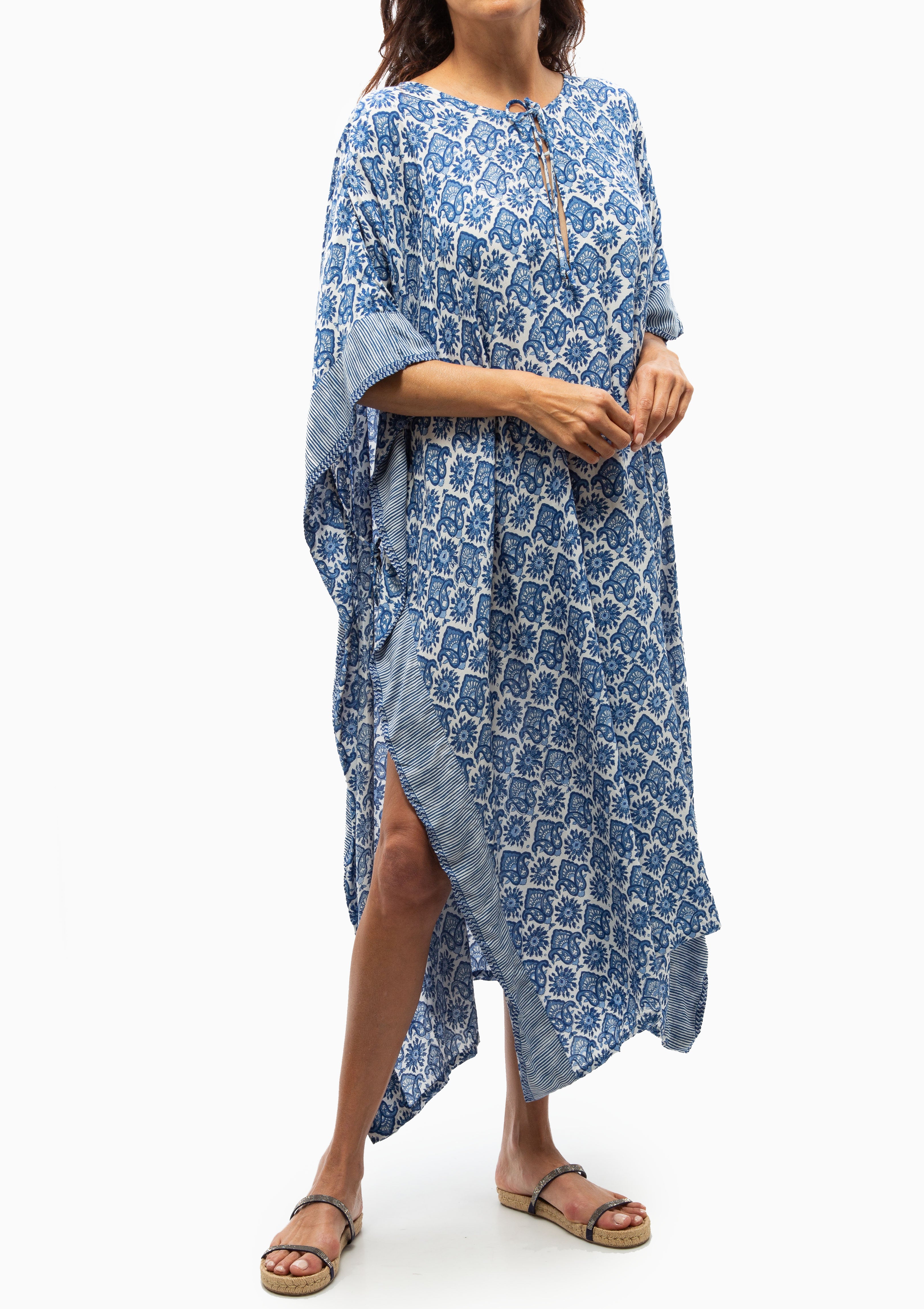 Paulina Kaftan | Fleur De Lis Blue