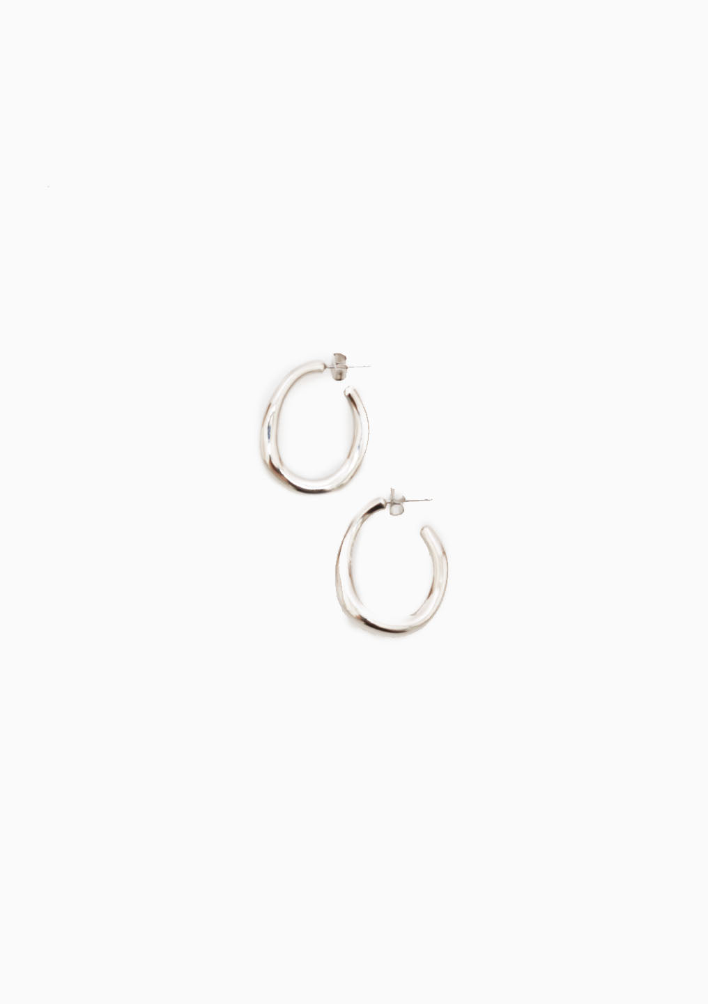 Small Pleasant Earrings | Silver