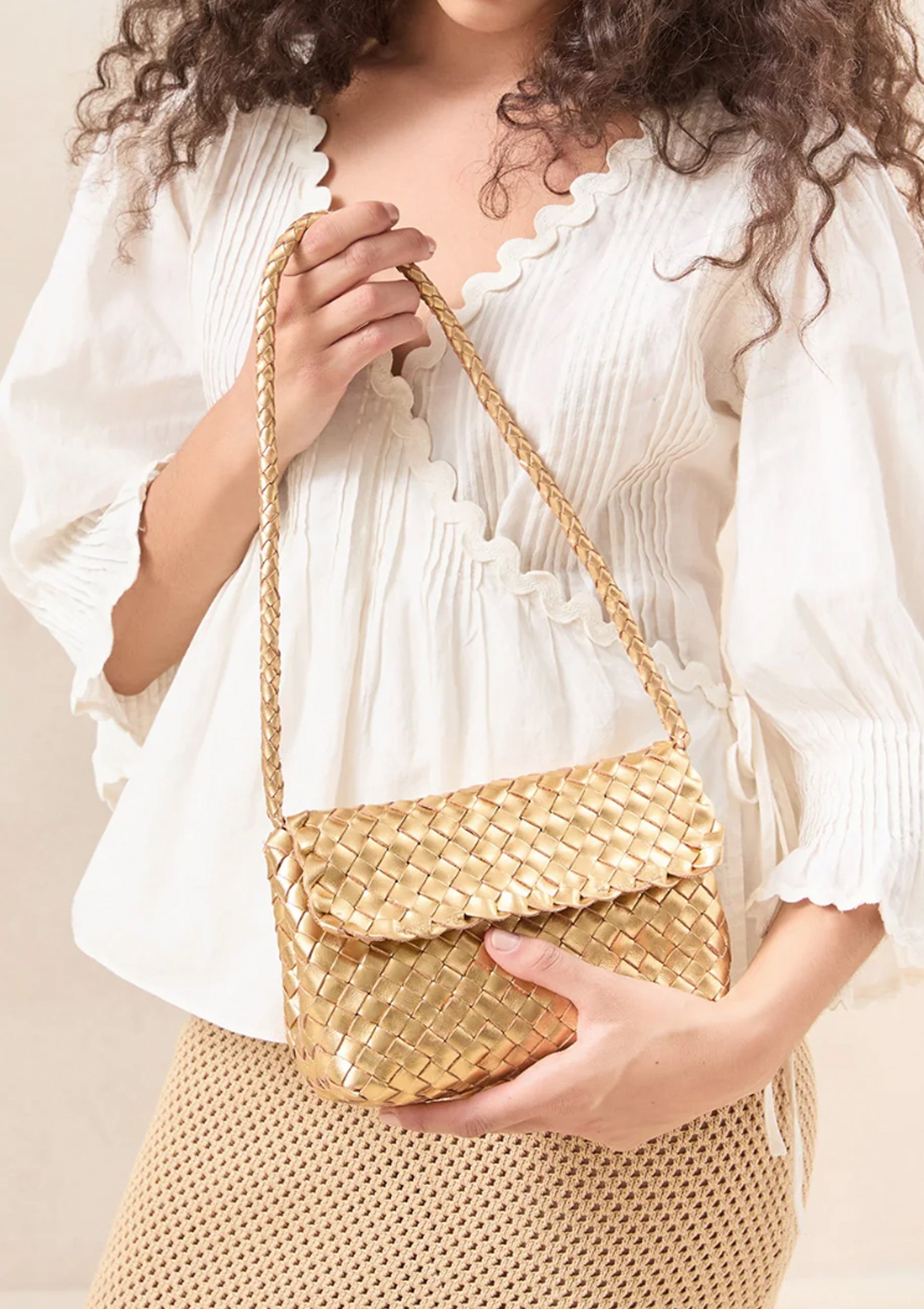 Billie Leather Shoulder Bag | Gold